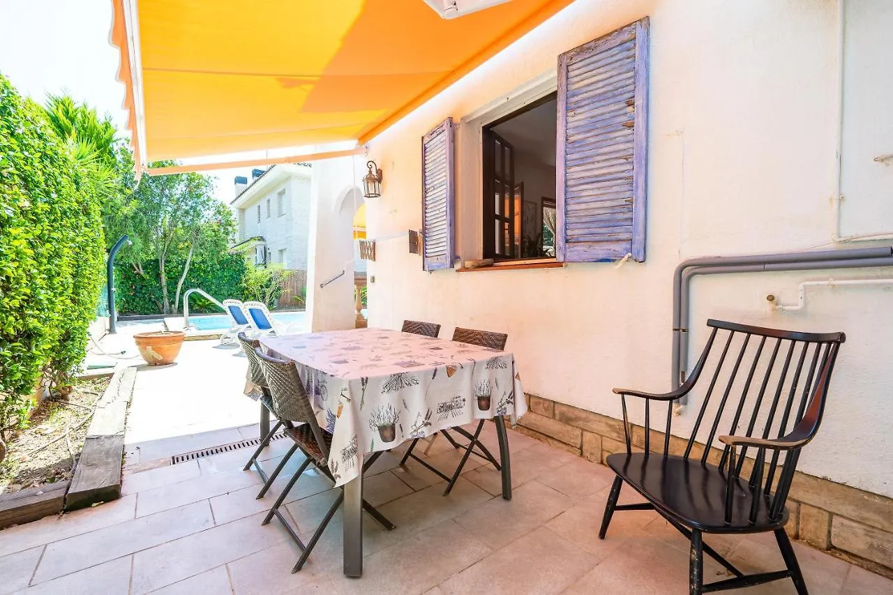 Yogi Loft Apartment Cambrils 0*,