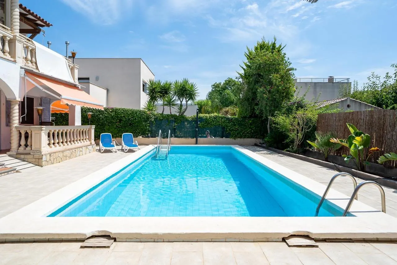 Yogi Loft Apartment Cambrils